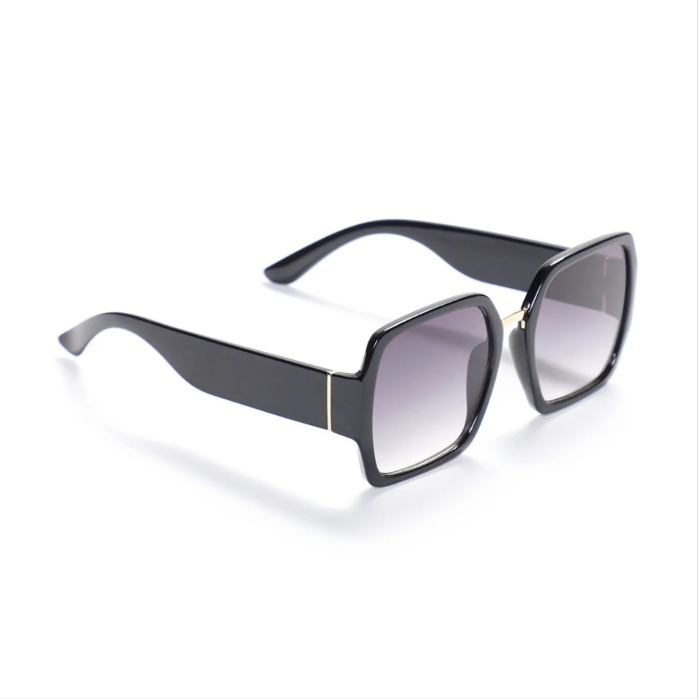 New Black Sunglasses - Picture 2 of 3